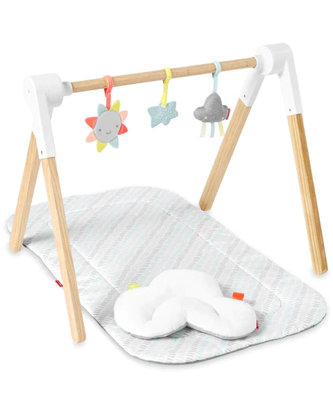 SKIP HOP SILVER LINING CLOUD WOODEN ACTIVITY GYM
