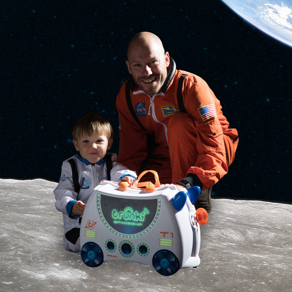 TRUNKI RIDE-ON LUGGAGE - SKYE THE SPACESHIP