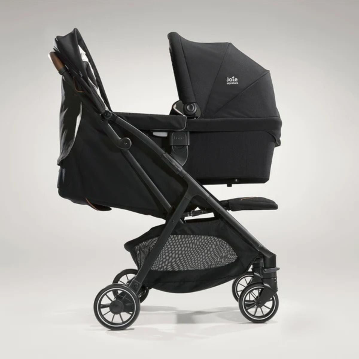 Joie Parcel Signature Stroller (come with adapter, rain cover and travel bag)