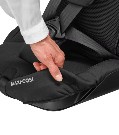 MAXI-COSI NOMAD PLUS CAR SEAT - AUTHENTIC BLACK (INCLUDE TRAVEL BAG)